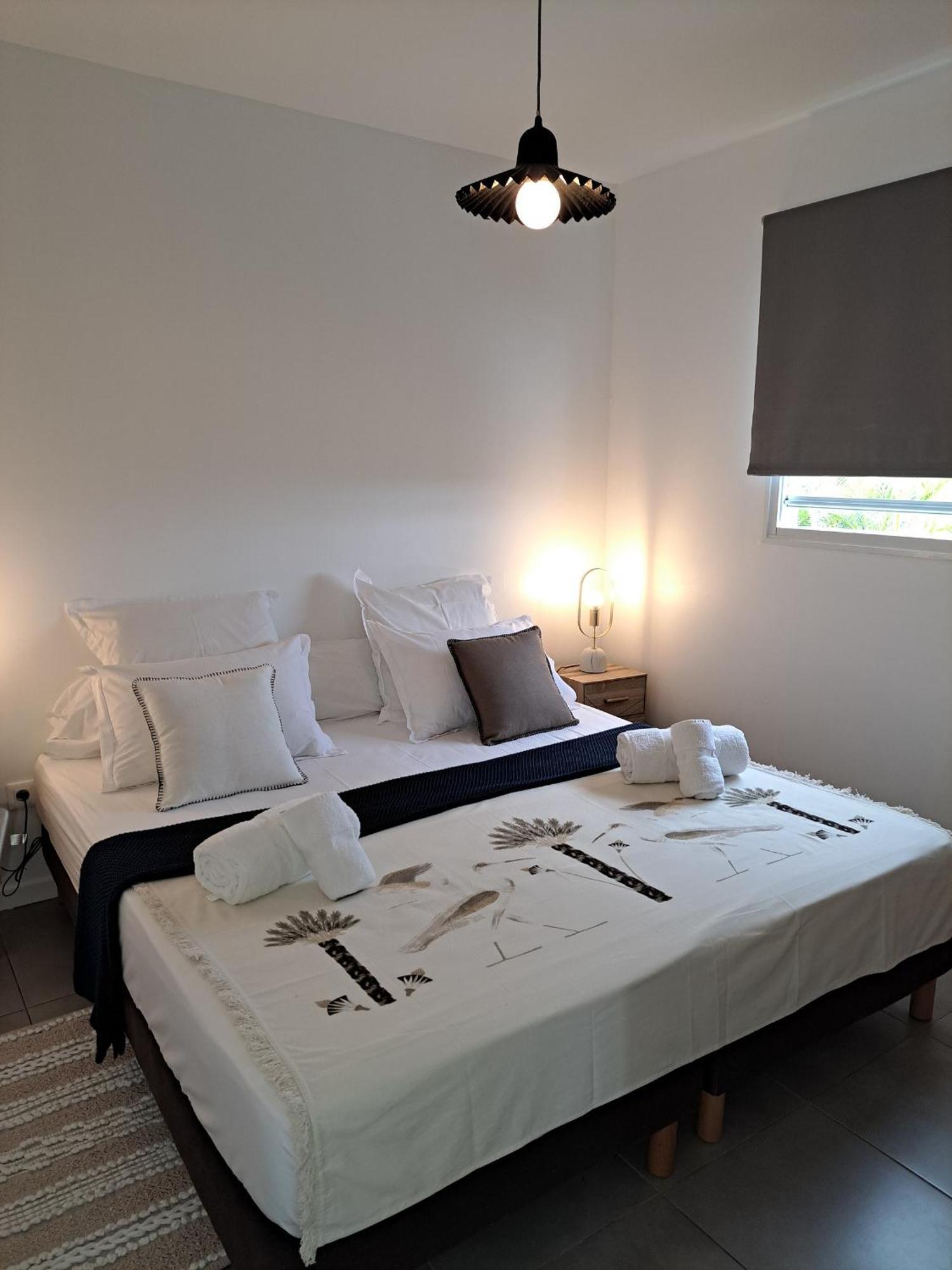 Les Villas Jalnas Logement Hateya レ・トロワ・イレ エクステリア 写真